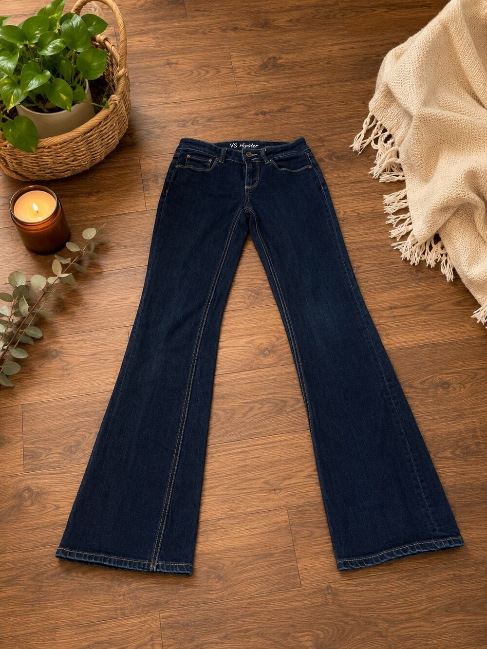 VS Hipster Women’s Size 4 Dark Wash Flare Bootcut Stretch Jeans